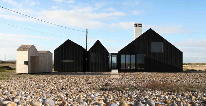 Holiday in modern architecture-Shingle house