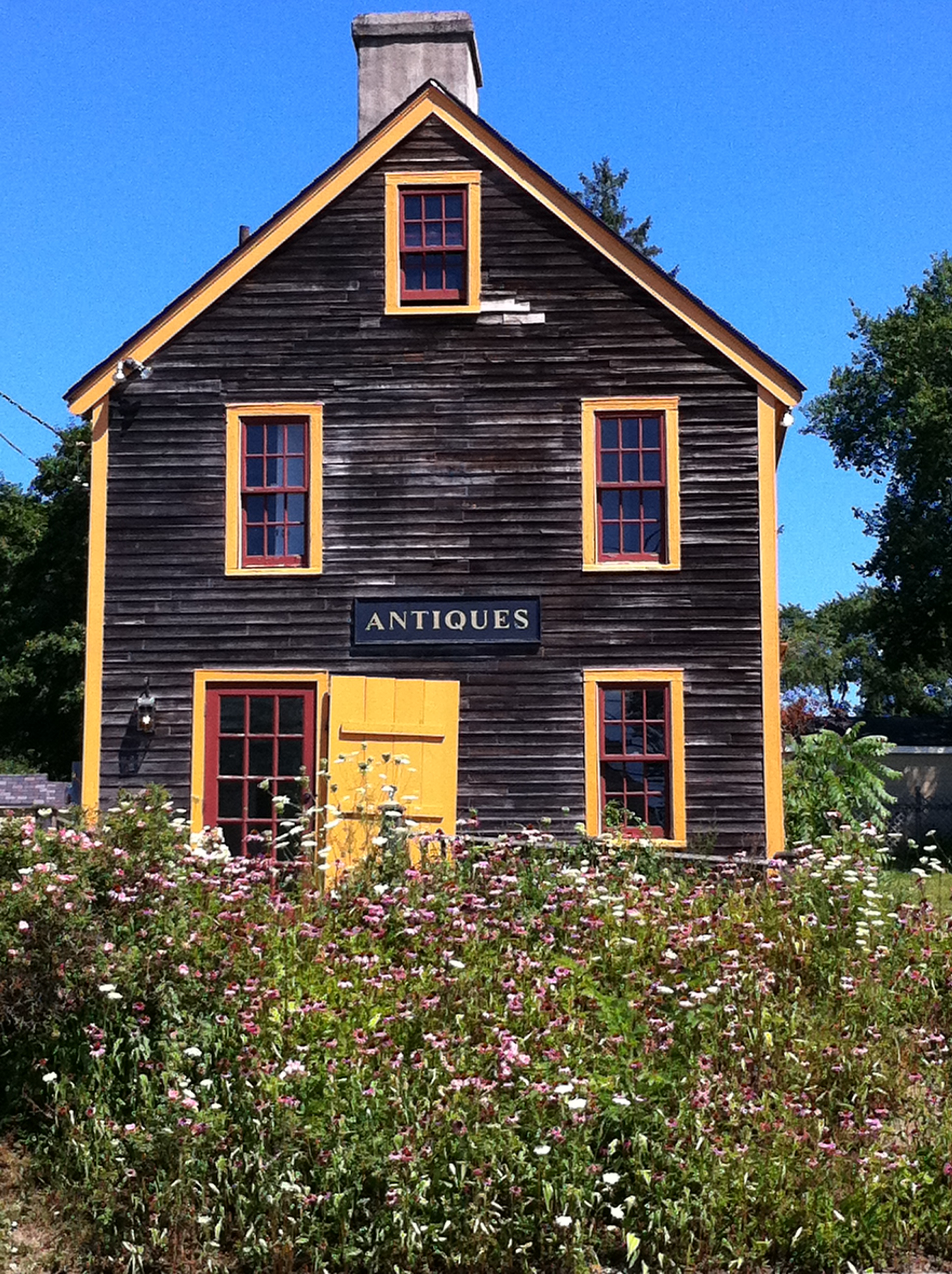 Antiques-Essex, Massachusetts